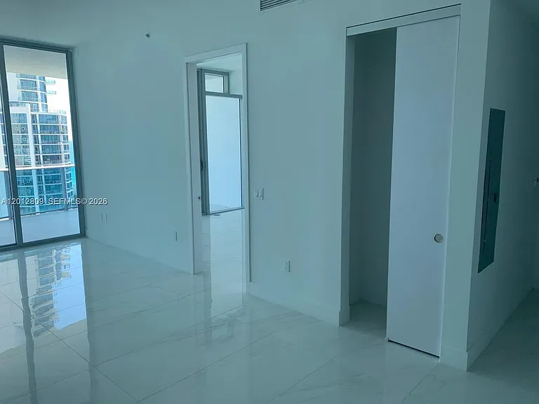 17550 Collins Ave #1204 — Photo 31