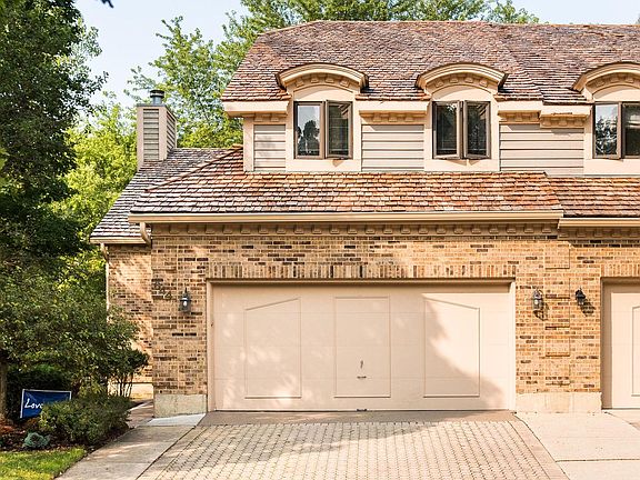 2nd image of 644 Walnut Oaks Dr