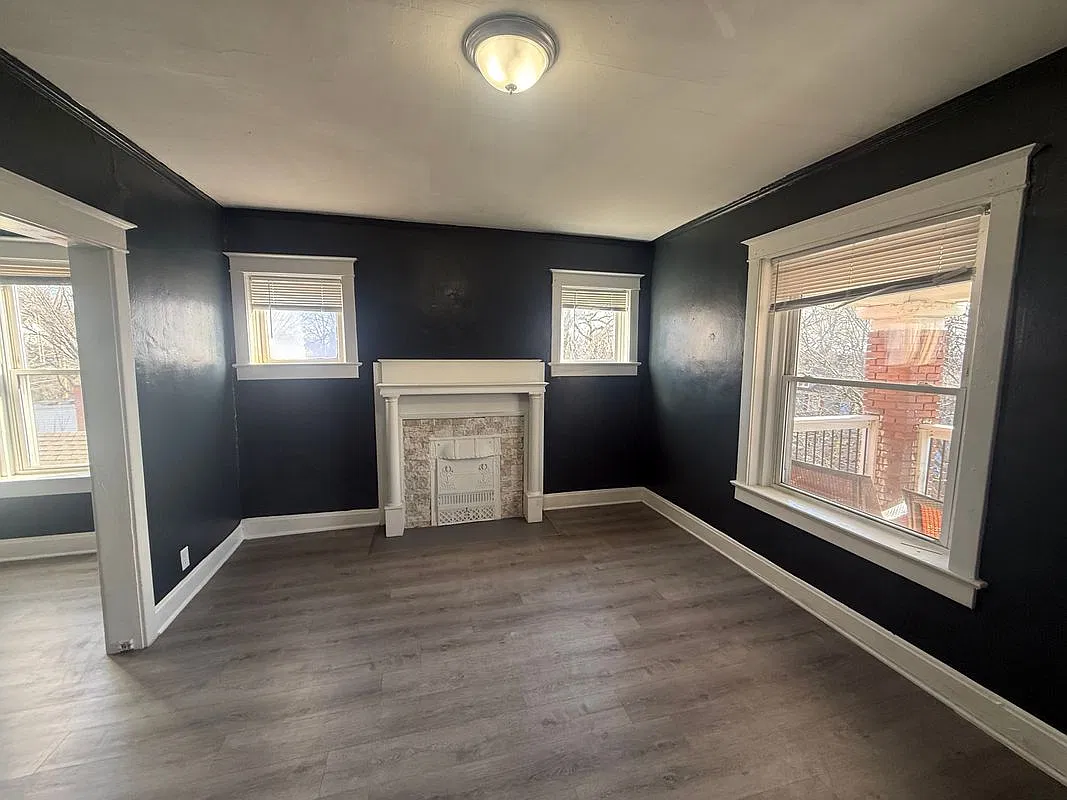 2 bed, 1.0 bath, 1130 sqft, $1,150 — Photo 1