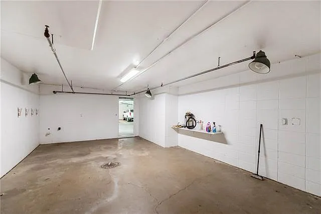 4550 Warwick Blvd #909 — Photo 12