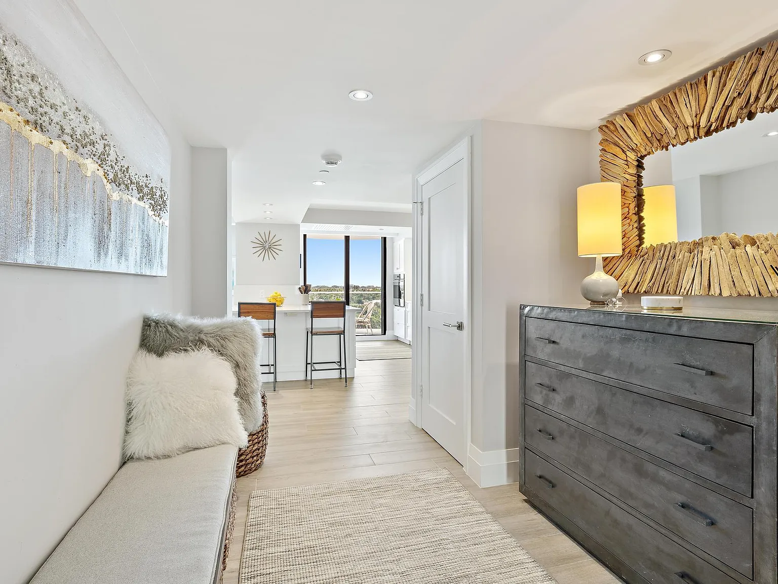 3 bed, 2.0 bath, 2181 sqft, $17,500 — Photo 4