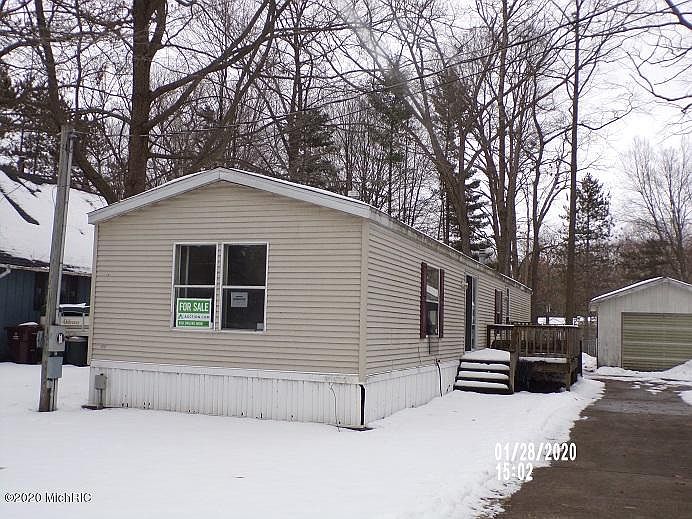 1st image of 11600 Thrush Dr
