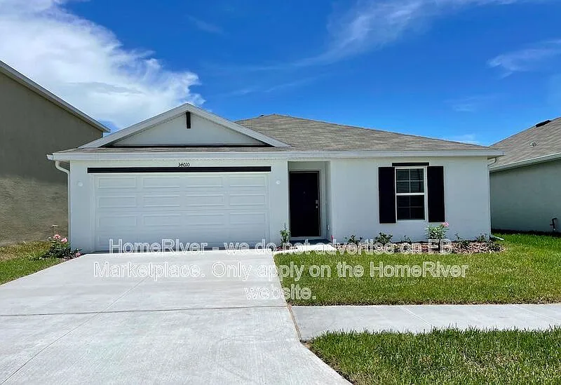 4 bed, 2.0 bath, 1498 sqft, $2,095 — Photo 1