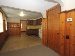 68 2nd Ave #1, Cranston, RI 02910