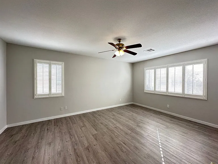 10191 Splendor Ridge Ave — Photo 25