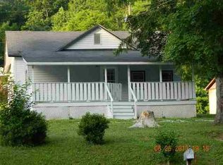 2160 Smith Br, Grayson, KY 41143