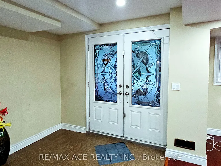 25 Fawnridge Trl #BASEMENT — Photo 5