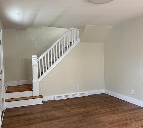5th image of 141 N Toll Street
