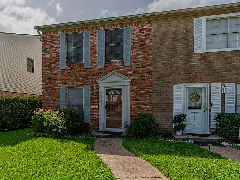 6130 Afton Ln — Photo 2