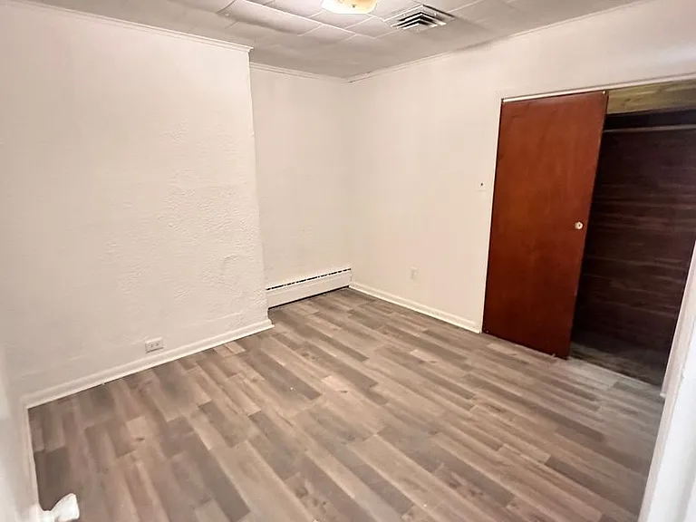 5023 Walnut Street — Photo 18