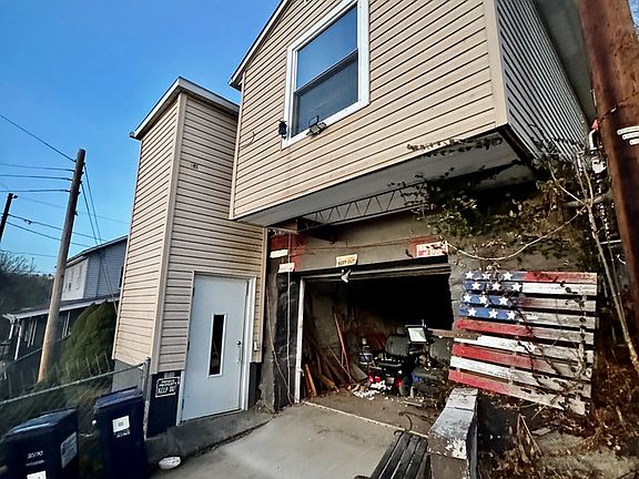 2nd image of 95 Stone Creek Ave