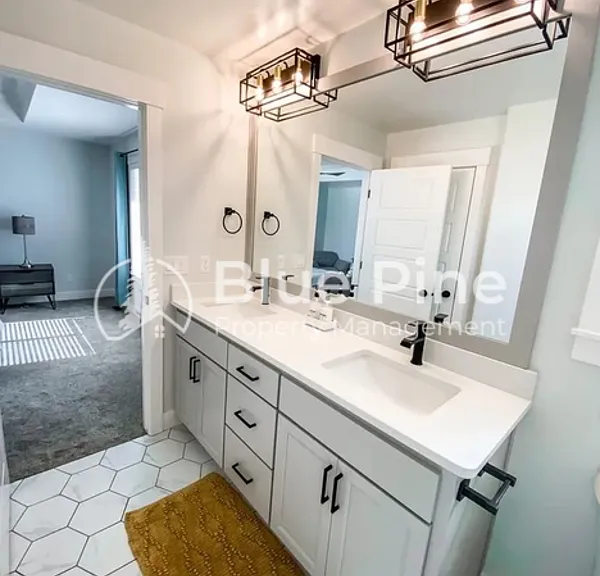 6389 Maggie Dr — Photo 9