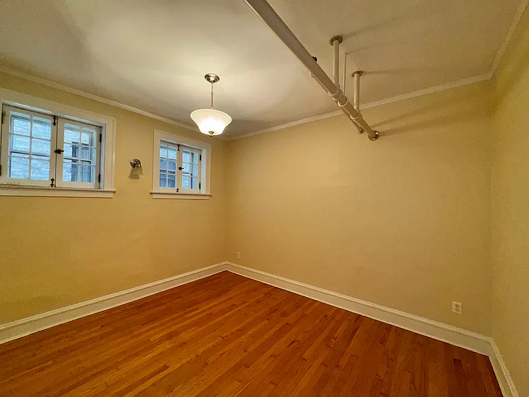 2050 W Farwell Ave #G — Photo 14