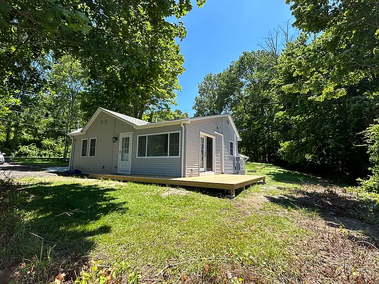 81 Silver Lake Shore Rd — Photo 5