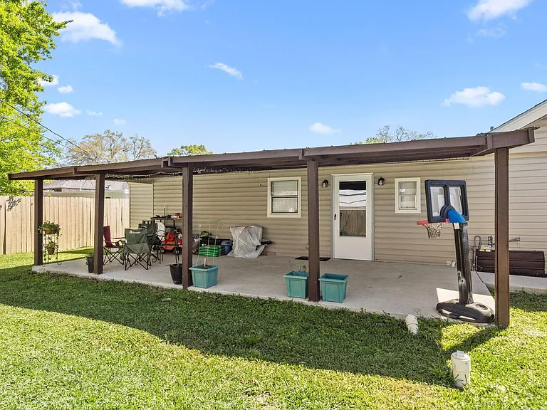 1211 Trimm Ave — Photo 20