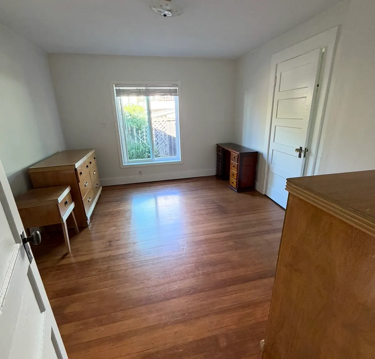 University Dr, Menlo Park — Photo 4