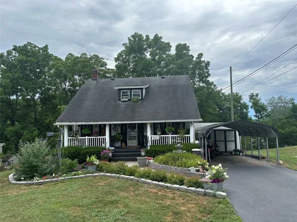 7417 Noblestown Rd, Oakdale, PA 15071