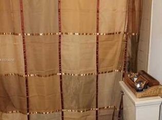 2922 SW 26th St, Miami, FL 33133