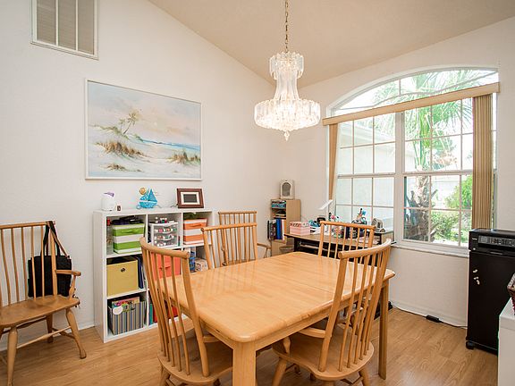 5th image of 1209 Longbow Ave