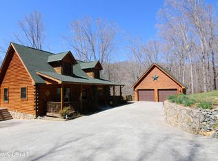 239 Blackwater Landing Dr, Wirtz, VA 24184