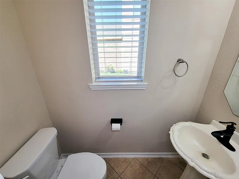 20527 Keegans Ledge Ln — Photo 17
