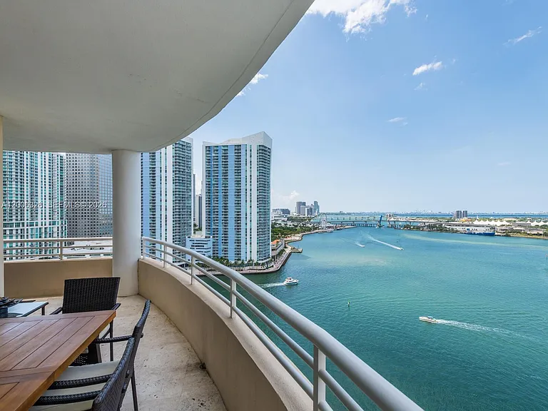 888 Brickell Key Dr #2112 — Photo 20
