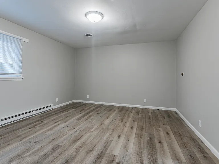 404 S Urbana Ave — Photo 14