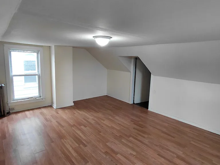 163 Washington St #2 — Photo 15