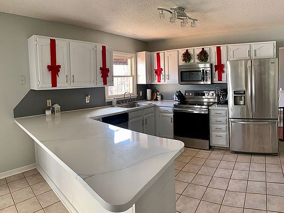 3rd image of 206 Sasanoa Ct