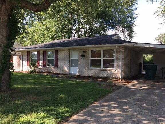 2nd image of 3413 Winchester Dr