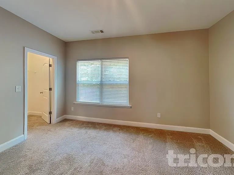 115 Orchard Ln — Photo 18