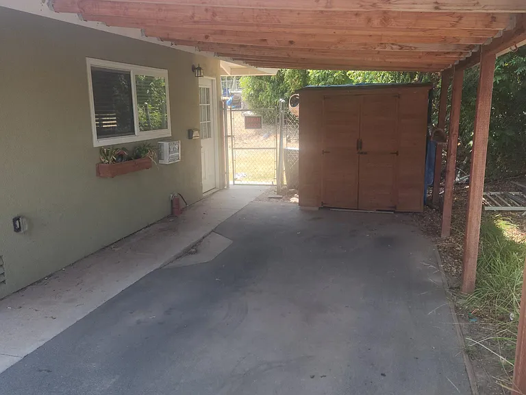 Carport
