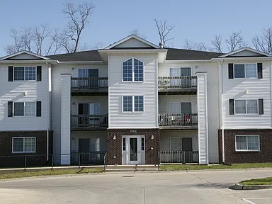 Stonegate: 2 Bedroom/ 1 Bathroom