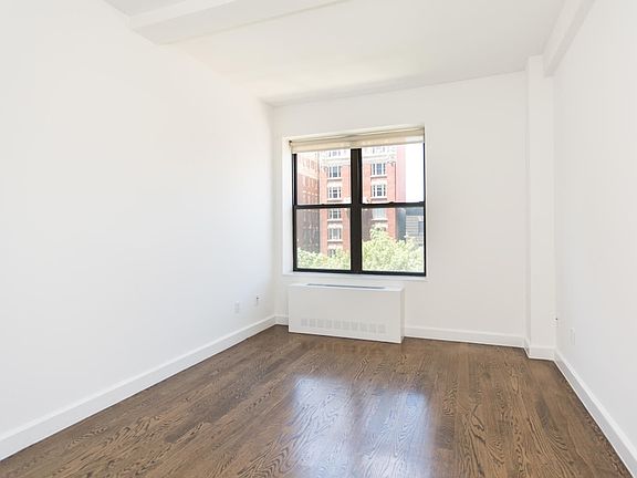 3rd image of 212 W 91st St APT 1509