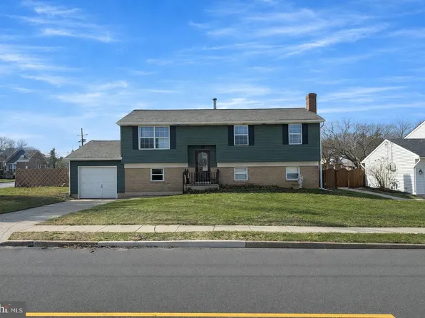 105 Central Ave, Woodbury Heights, NJ 08097