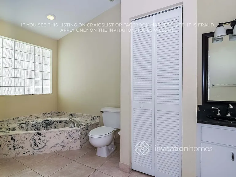 4645 NW 99th Ln — Photo 16
