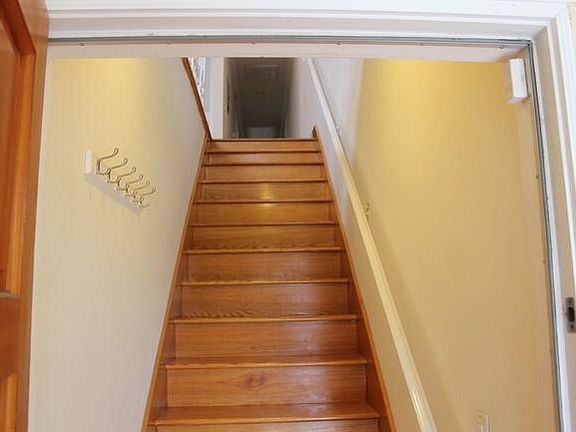 4th image of 825 12th St #3
