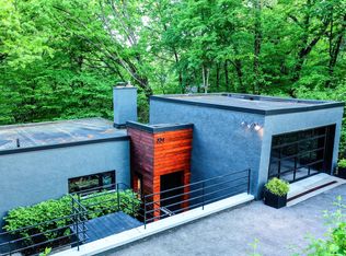 224 Walhalla Rd, Columbus, OH 43202