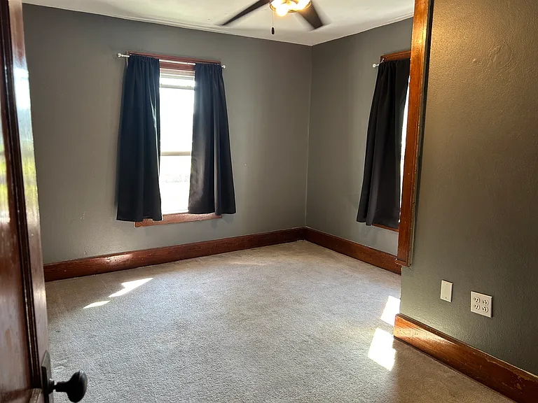 317 N High St — Photo 4