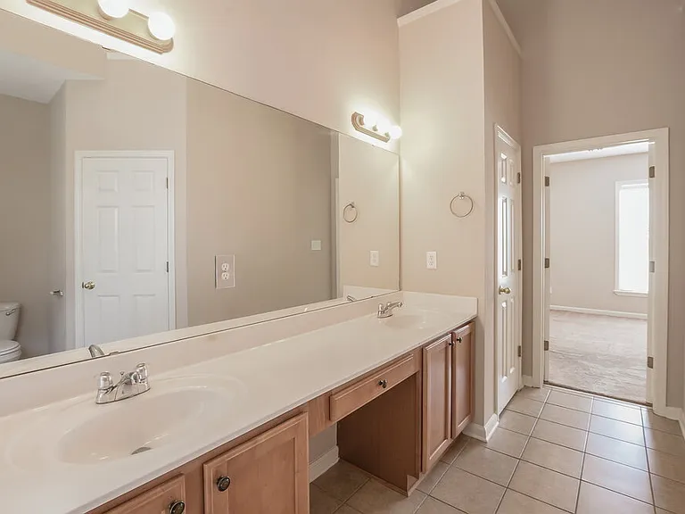 1132 Hoska Cv — Photo 14