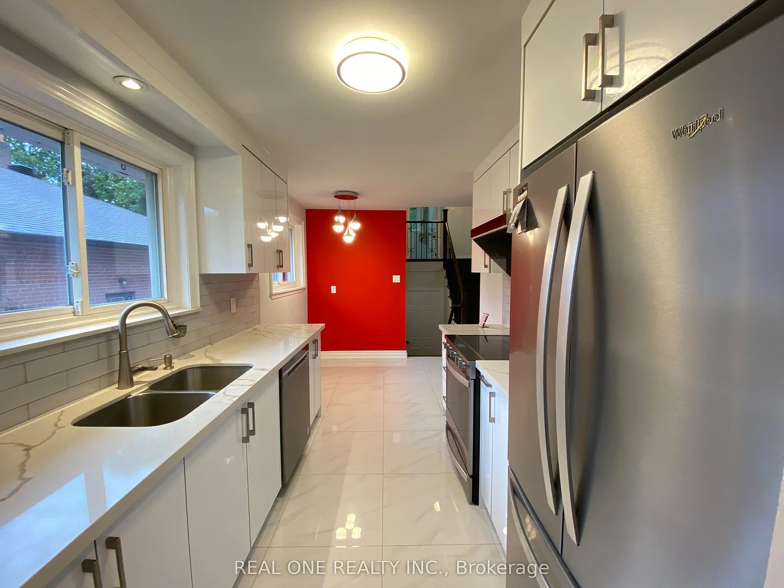 2 bed, $2,500 — Photo 3