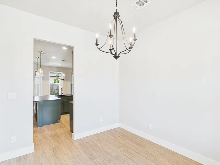 110 Parlin Ln — Photo 6