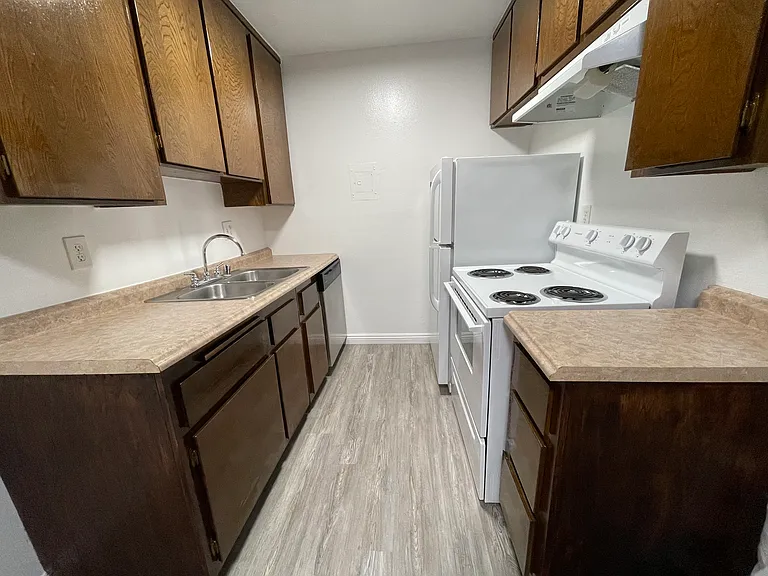 2505 4th Street — Photo 14