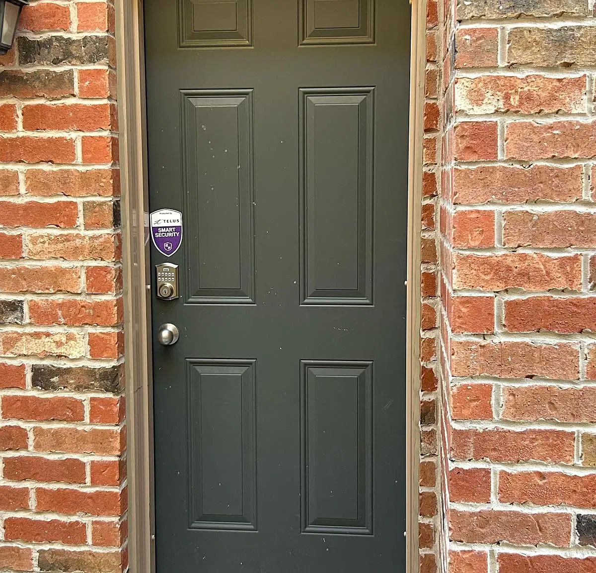 2 bed, $2,000 — Photo 2