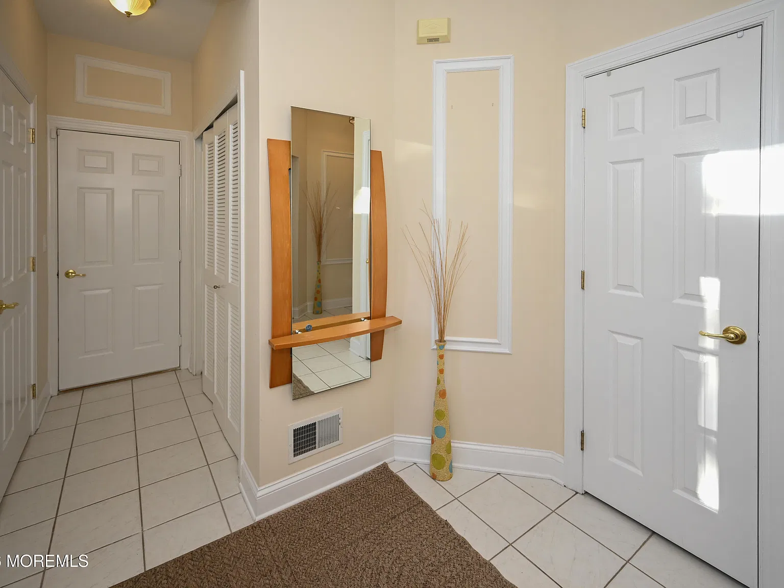 3 bed, 2.5 bath, 2062 sqft, $3,800 — Photo 3