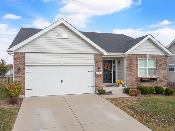 304 Hidden Bluffs Ct, Lake Saint Louis, MO 63367