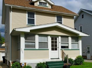 4463 Broadale Rd, Cleveland, OH 44109