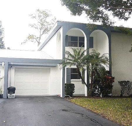 2nd image of 1430 Palmer Ln