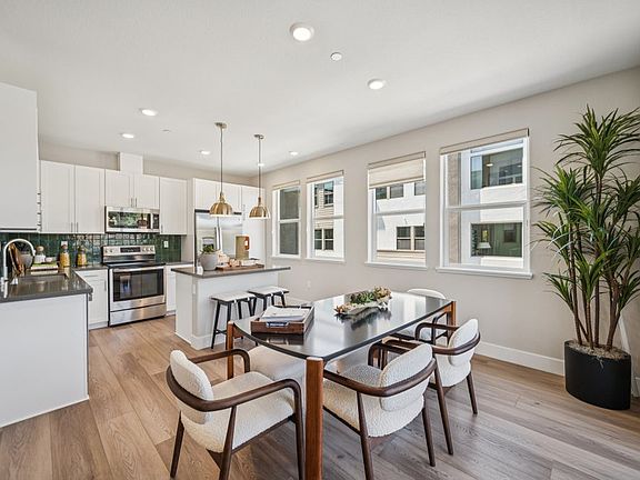 Residence 2 Dining