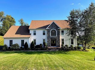 7 Stoney Brook Rd, Wallingford, CT 06492